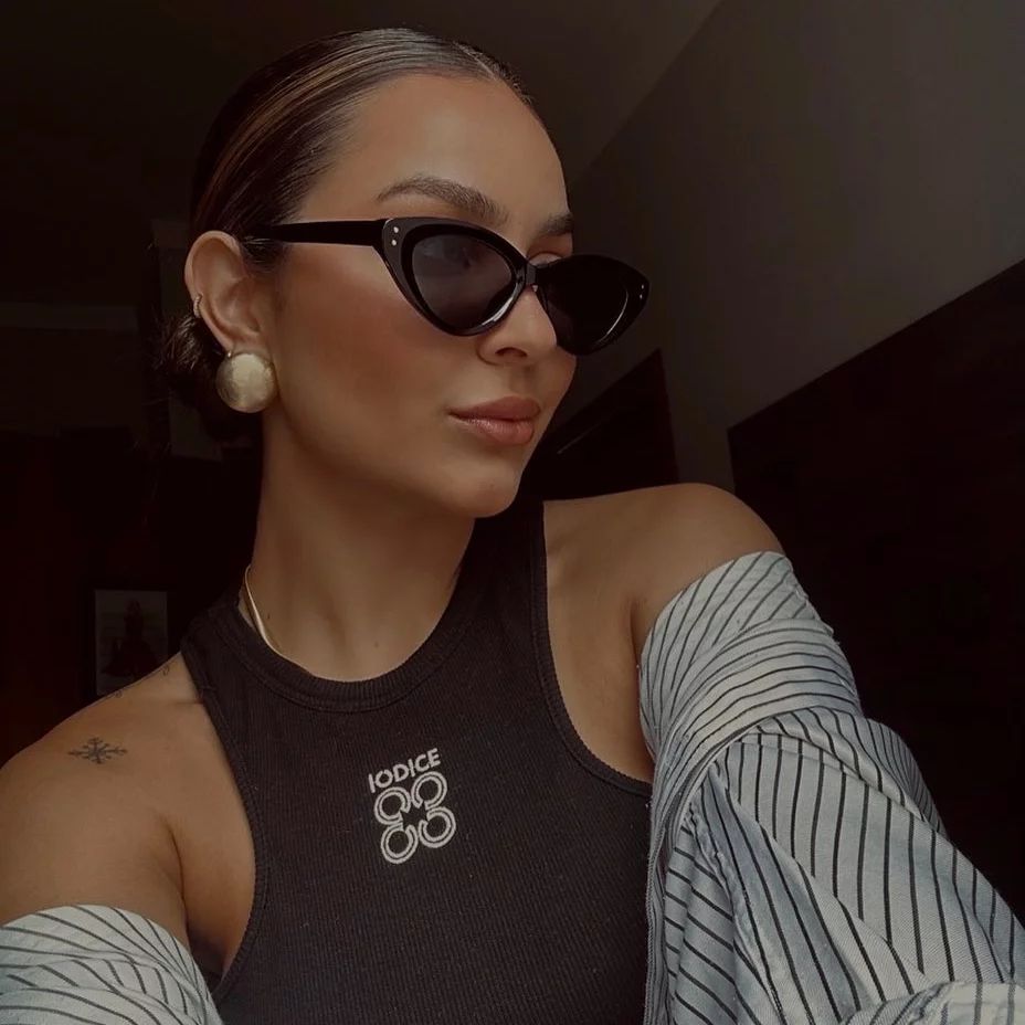 Beauty & The Goggles